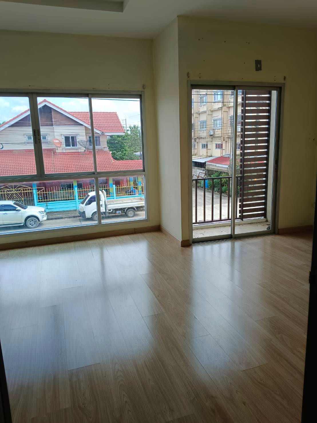 บ้านพร้อมขาย โครงการเคหสถาน 9